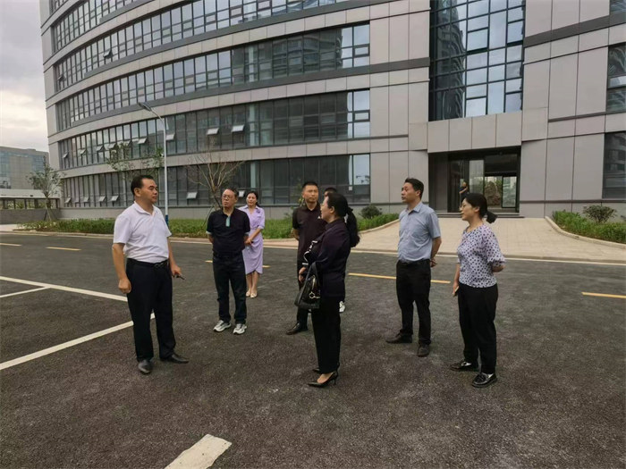 勁牛生物產(chǎn)業(yè)園的即將投入使用，更有力的保障了公司擴(kuò)產(chǎn)、提質(zhì)、增效、高質(zhì)量發(fā)展的需求。